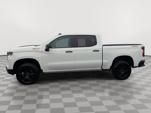 Used 2023 Chevrolet Silverado 1500 LT Trail Boss AWD/4WD image 2