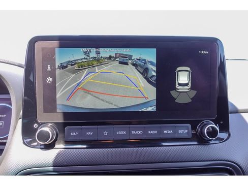 Used 2023 Hyundai Kona Limited FWD image 26