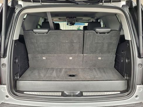 Used 2018 Chevrolet Tahoe Premier AWD/4WD image 26