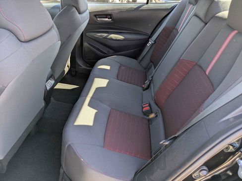 Used 2023 Toyota Corolla SE image 18