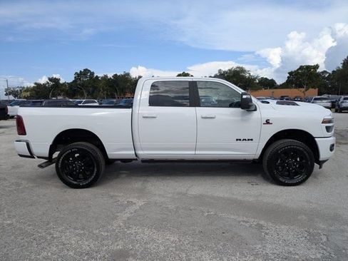 New 2026 RAM 2500 Laramie AWD/4WD image 2