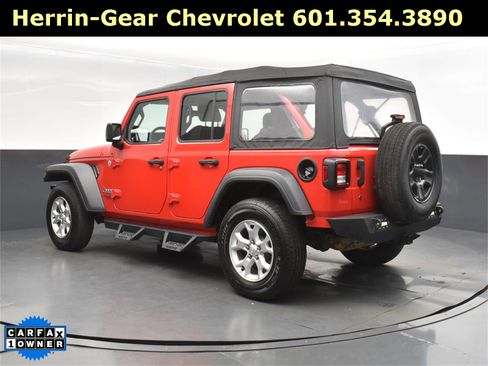 Used 2018 Jeep Wrangler Unlimited Sport image 5