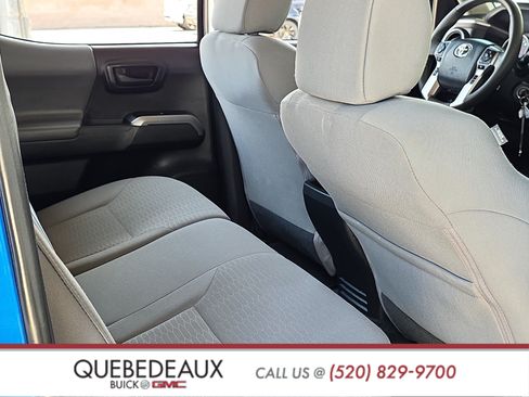 Used 2018 Toyota Tacoma SR5 RWD image 27
