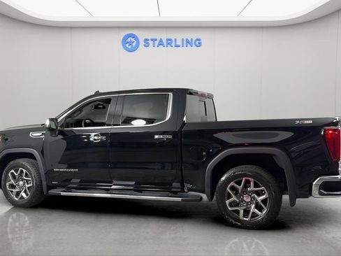 Used 2024 GMC Sierra 1500 SLT AWD/4WD image 4
