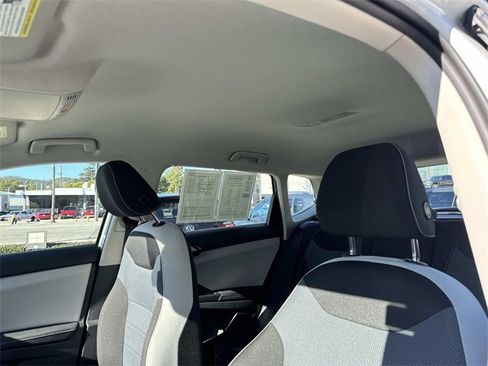 Certified 2025 Volkswagen Taos S image 14