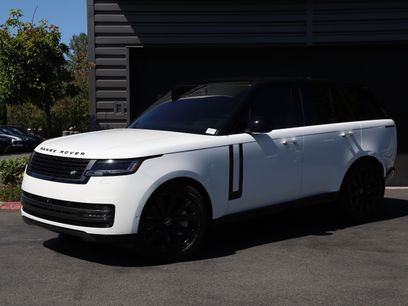 Used 2025 Land Rover Range Rover SE
