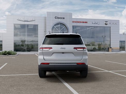 New 2025 Jeep Grand Cherokee L Limited w/ Luxury Tech Group II AWD/4WD image 7