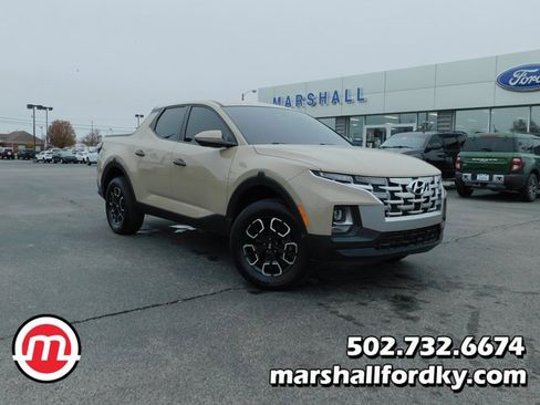 Used 2023 Hyundai Santa Cruz SEL w/ Cargo Package image 1