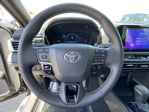 Certified 2026 Toyota Camry SE FWD image 27
