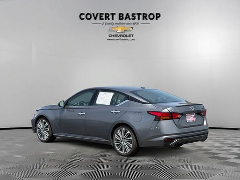 Used 2023 Nissan Altima 2.5 SL FWD image 3