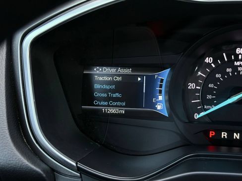 Used 2019 Ford Fusion SE FWD image 28
