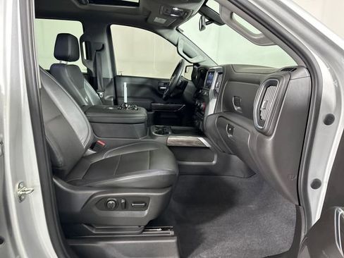 Used 2020 Chevrolet Silverado 1500 LTZ AWD/4WD image 28