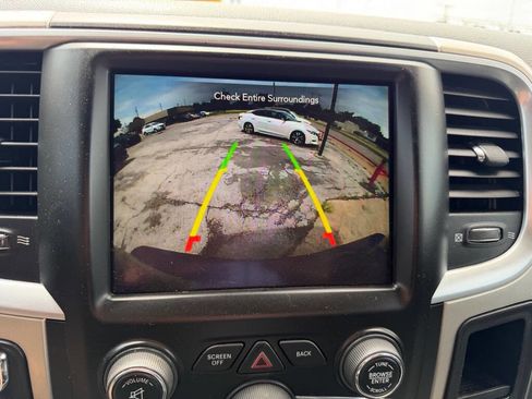 Used 2018 RAM 1500 Lone Star AWD/4WD image 23