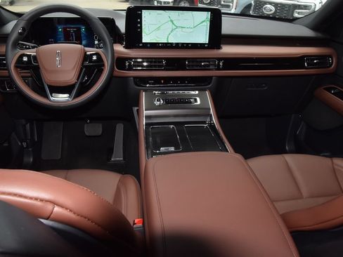 New 2026 Lincoln Aviator Reserve RWD image 17