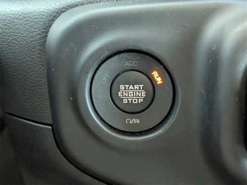 Used 2023 Jeep Wrangler Sport image 32