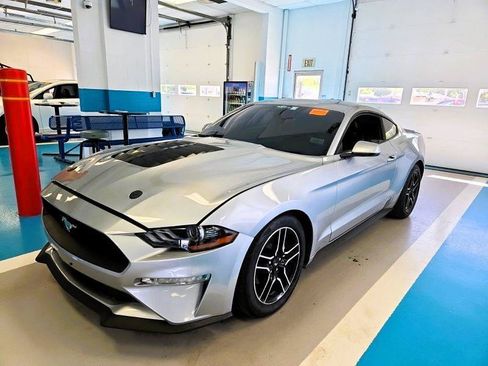Used 2020 Ford Mustang Premium RWD image 2