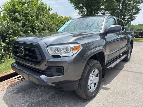 Used 2023 Toyota Tacoma SR AWD/4WD image 3