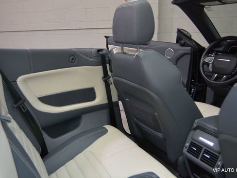 Used 2018 Land Rover Range Rover Evoque HSE Dynamic image 17