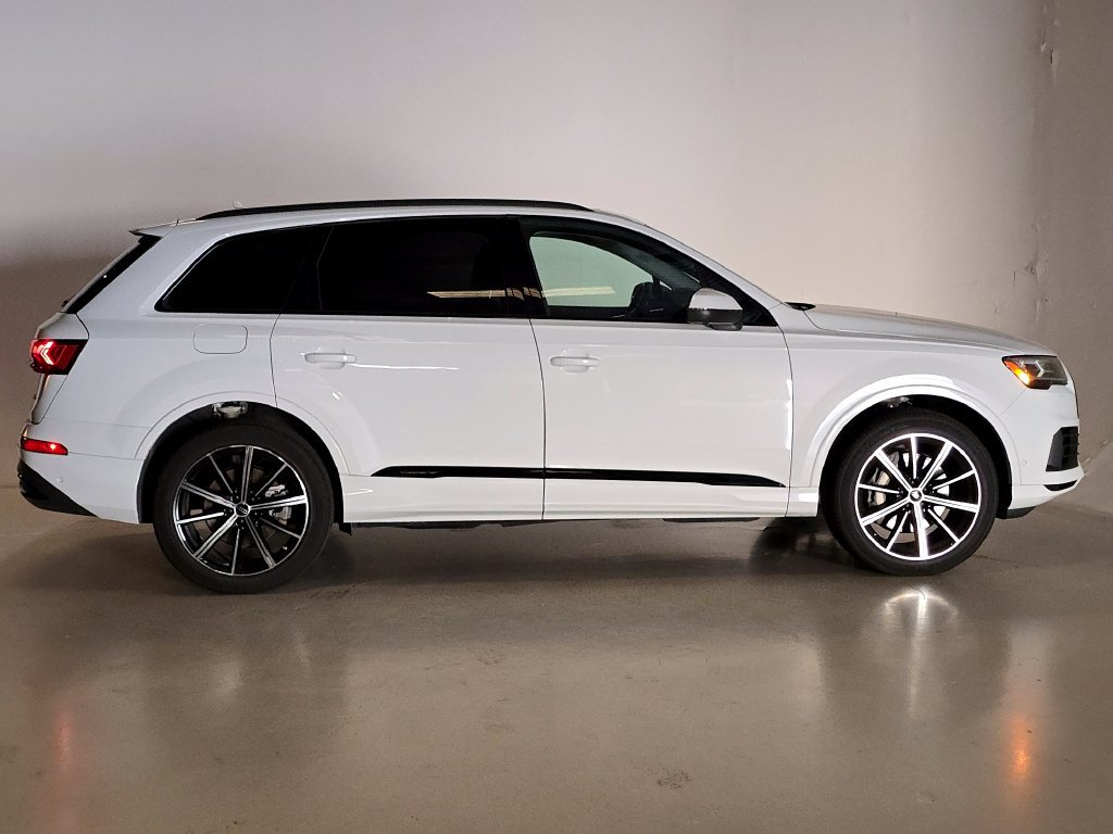 Certified 2023 Audi Q7 3.0T Premium Plus AWD/4WD image 4