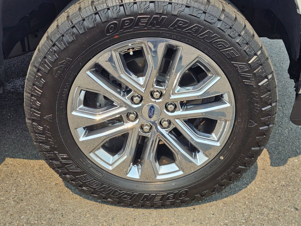 Used 2024 Ford F150 Lariat w/ Equipment Group 502A High AWD/4WD image 9