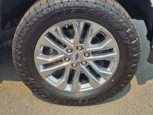 Used 2024 Ford F150 Lariat w/ Equipment Group 502A High AWD/4WD image 9