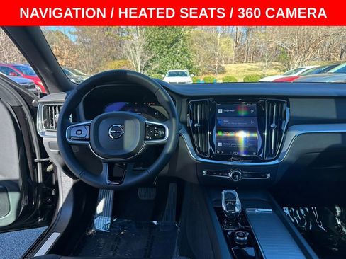 Used 2024 Volvo S60 B5 Plus image 7