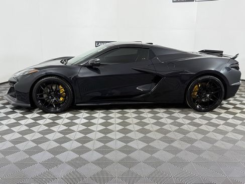 Used 2024 Chevrolet Corvette Z06 w/ Stealth Interior Trim Package image 3