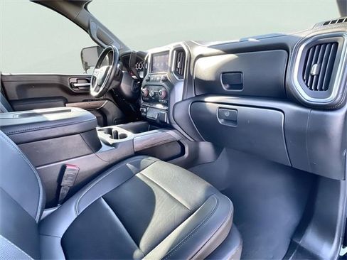 Certified 2022 Chevrolet Silverado 2500 LTZ w/ LTZ Plus Package image 28