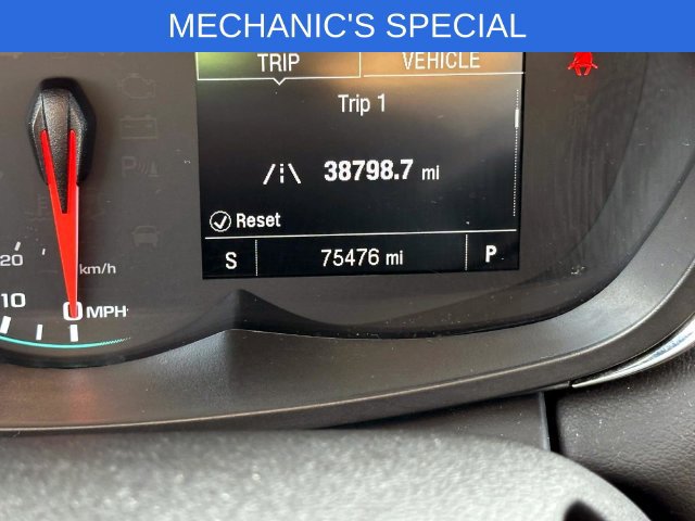 Used 2018 Chevrolet Trax LT w/ Redline Edition AWD/4WD image 17