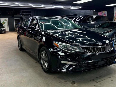 Used 2020 Kia Optima LX FWD image 3