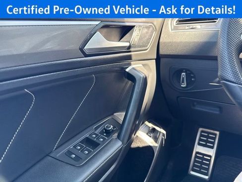 Certified 2024 Volkswagen Tiguan SE R-Line AWD/4WD image 20