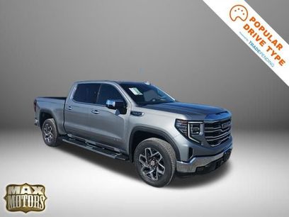 New 2026 GMC Sierra 1500 SLT w/ SLT Premium Package
