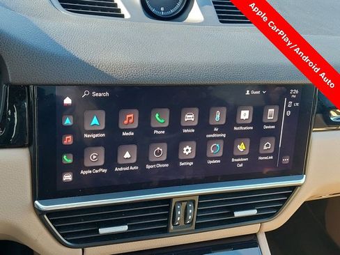 Used 2023 Porsche Cayenne Platinum Edition image 22