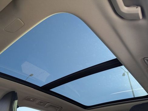 Certified 2024 Volvo XC60 B5 Plus w/ Protection Package Premier image 26