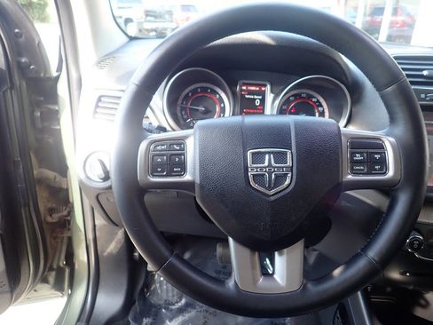 Used 2017 Dodge Journey Crossroad w/ Popular Equipment Group AWD/4WD image 6