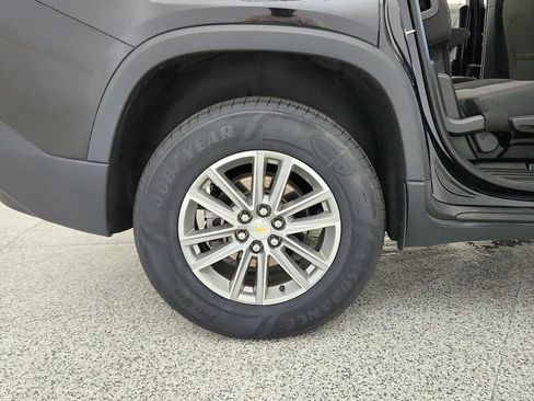 Used 2023 Chevrolet Traverse LT AWD/4WD image 33