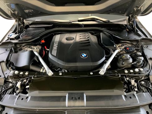 Used 2024 BMW 540i xDrive AWD/4WD image 30