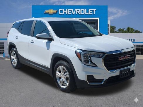 Used 2024 GMC Terrain SLE FWD image 8