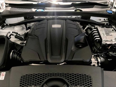 New 2026 Porsche Macan S image 20