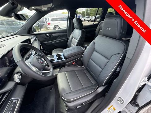 New 2026 Buick Enclave Sport Touring w/ Power Package image 11