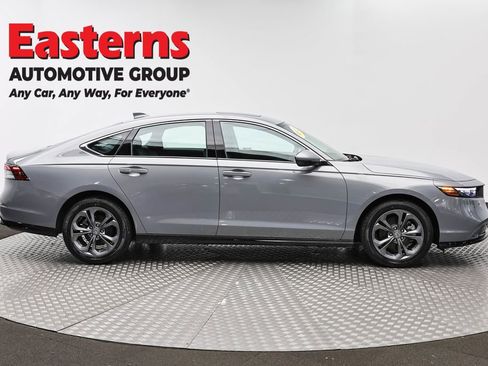 Used 2025 Honda Accord EX-L image 4