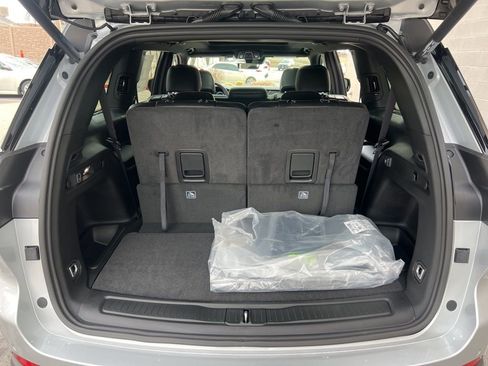 New 2025 Jeep Grand Cherokee L Limited w/ Trailer Tow Package image 29