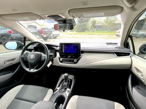 Used 2024 Toyota Corolla LE FWD image 32