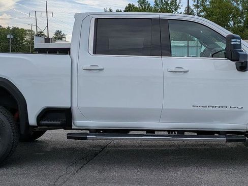New 2026 GMC Sierra 2500 SLE w/ SLE Value Package; AWD/4WD image 6
