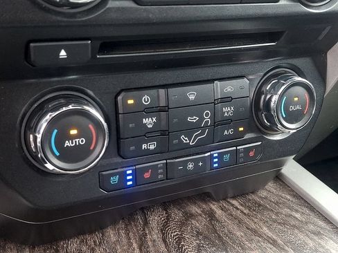 Used 2017 Ford F350 Lariat AWD/4WD image 17