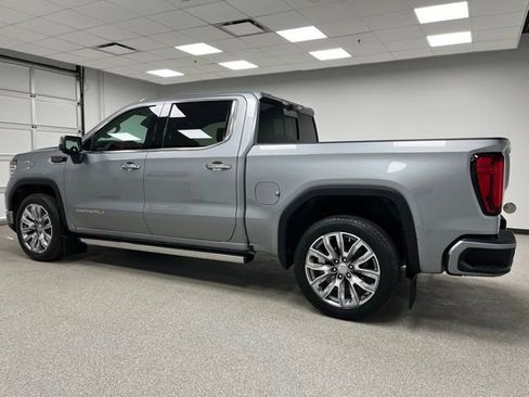 Used 2023 GMC Sierra 1500 Denali w/ Denali Reserve Package AWD/4WD image 7