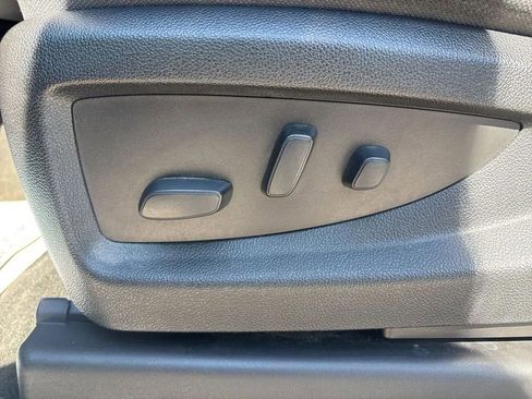 Used 2018 Chevrolet Silverado 1500 LT w/ All Star Edition image 24