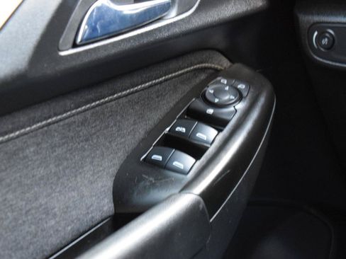 Used 2023 Chevrolet TrailBlazer ACTIV FWD image 19