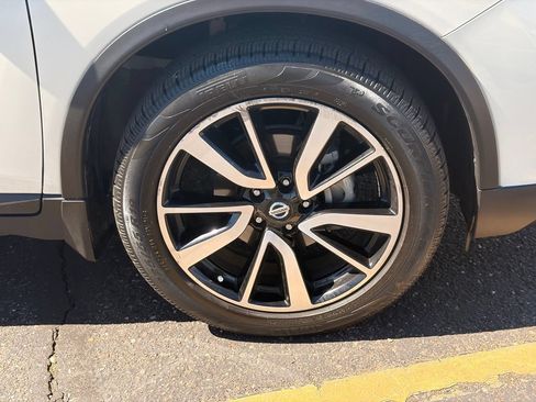 Certified 2020 Nissan Rogue SL FWD image 10