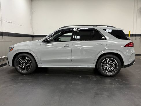 Used 2024 Mercedes-Benz GLE 450 4MATIC image 9